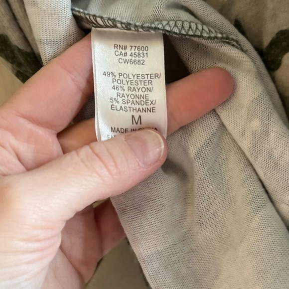 Chaser Camo Split Back Tee - Picture 7 of 8